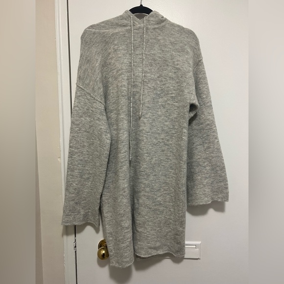 Wilfred Free Aritzia Sissi Hooded Sweater Dress - Picture 3 of 6
